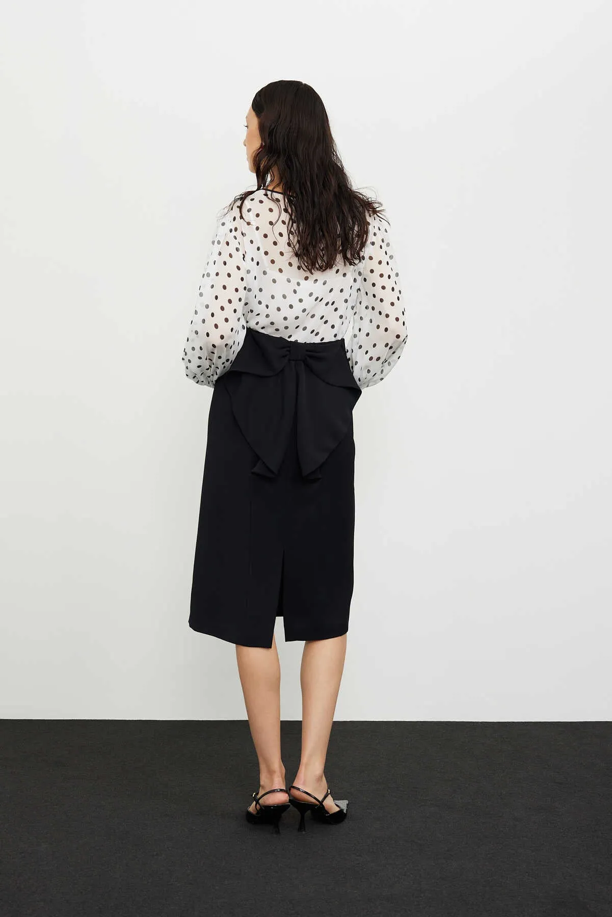 Midi Length Skirt Black